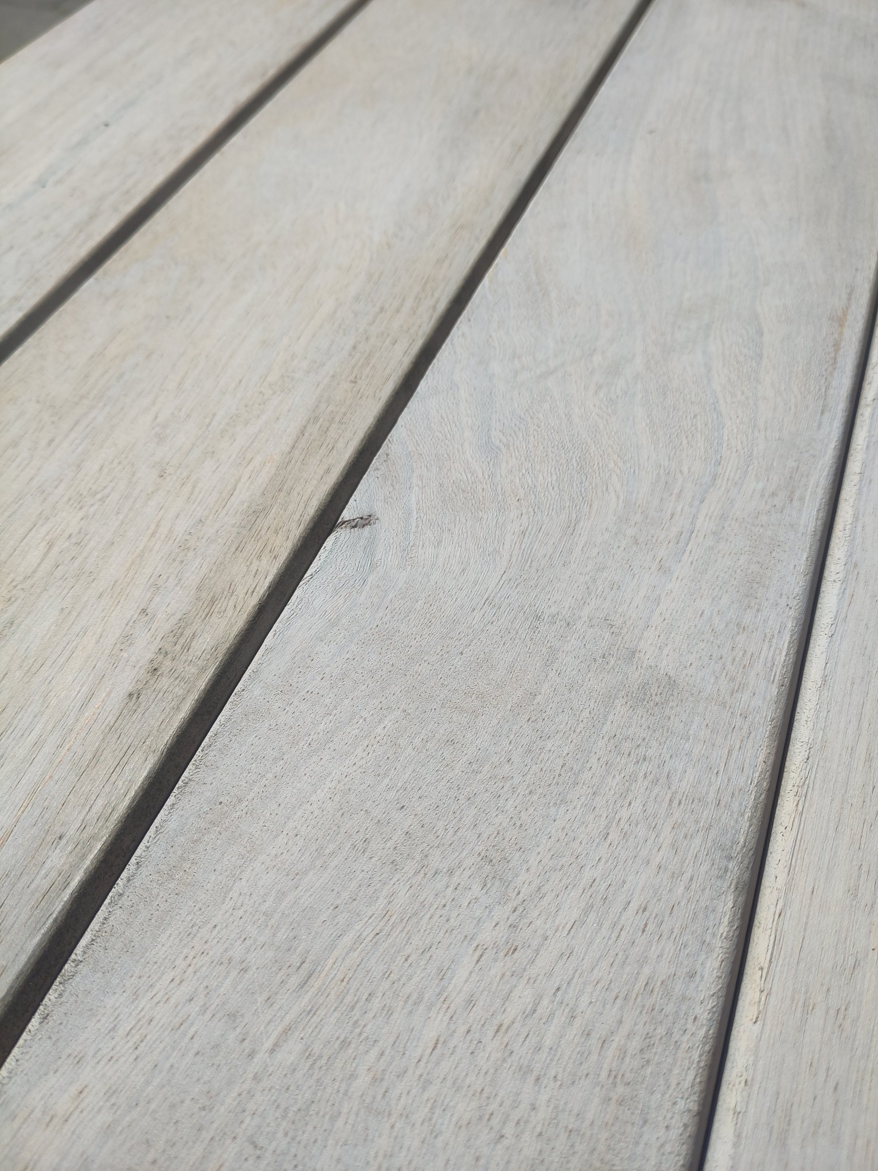 Fraké 18x140 channelsiding voorgegrijsd of zwart
