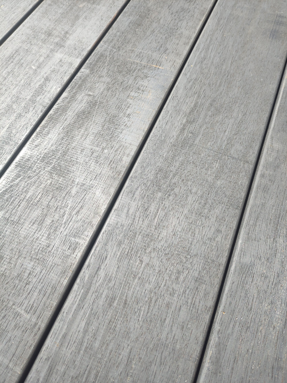 Fraké 18x140 channelsiding voorgegrijsd of zwart